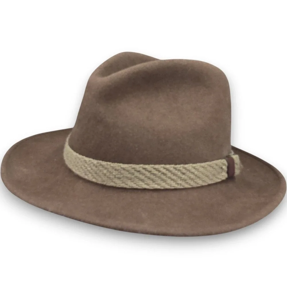 Dorfman Goodman classic wool